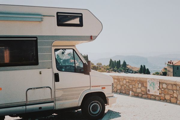 How to Pick the Best Portable AC Unit for a Car or RV