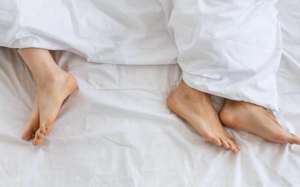 What To Do When Your Partner Is a Hot Sleeper?