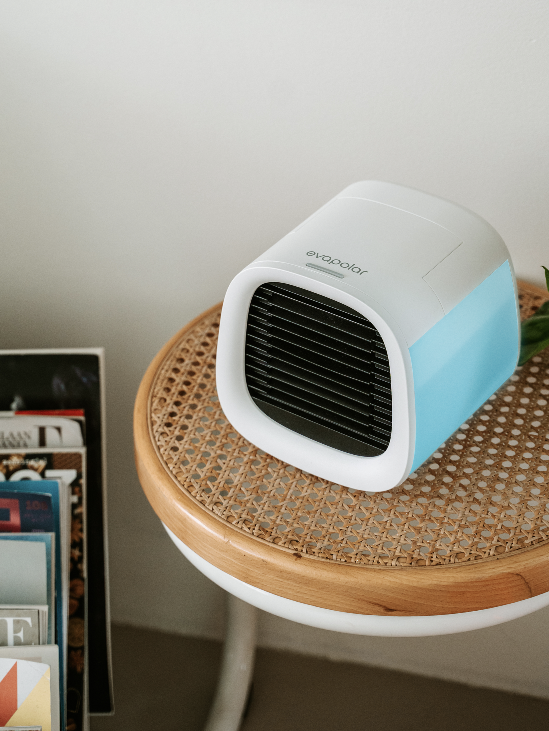 evaCHILL - An Ultraportable Evaporative Air Cooler. evaCHILL - An Ultraportable Evaporative Air Cooler.